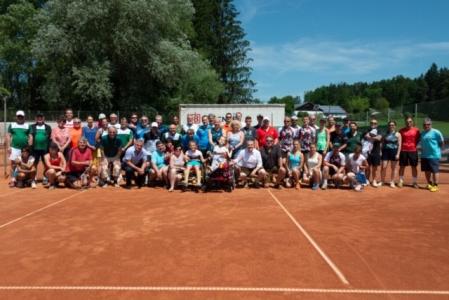 8.400 € Spende zum 30-Jahr-Jubiläum TC Georgsberg